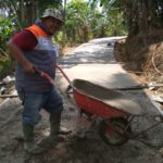 Rumah Zakat Bantu Perbaiki Jalan Usaha Tani di Desa Kertamukti