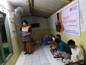Rumah Zakat Siapkan Generasi Sholeh di Desa Kertamukti