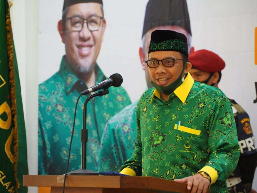 Ketua Umum DPD PUI Kota Bogor, Nur Ihsan Zaidi memberi sambutan disela kegiatan Pembekalan dan Pelantikan DPD PUI Kota Bogor Provinsi Jawa Barat Periode 2020-2025. (foto: humas PUI)