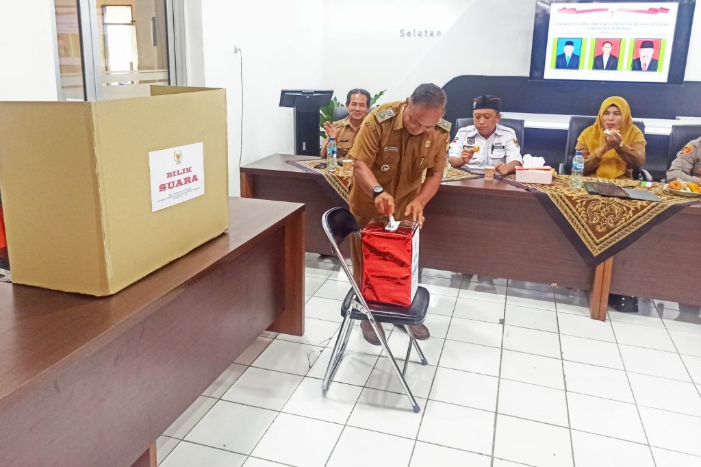 Diulang Dua Kali, Otong Terpilih Jadi Ketua DPK APDESI Sumedang Selatan Periode 2023-2028