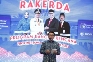 Hadiri Rakerda Bangga Kencana Jabar 2023, Kang Emil : 1 PNS Asuh 1 Anak Stunting