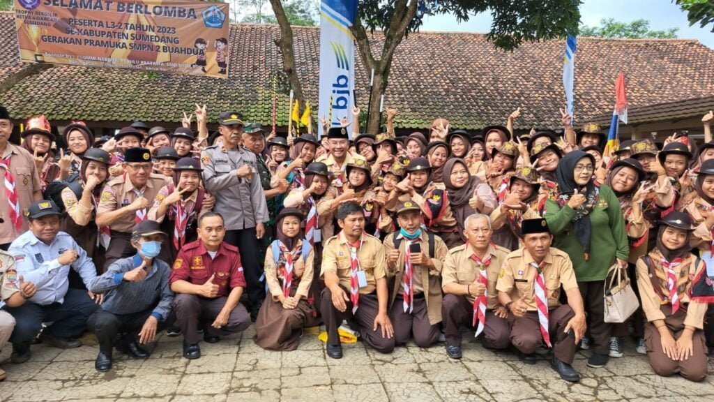 Ratusan Pramuka Penggalang Meriahkan ‘Lomba Lacak Lembur’ di Buahdua Sumedang