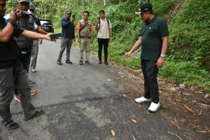 Keren! Jalanan di Sumedang Bakalan ‘Kinclong’ 2027, Bupati Dony Siap Terima Kritikan Warganya
