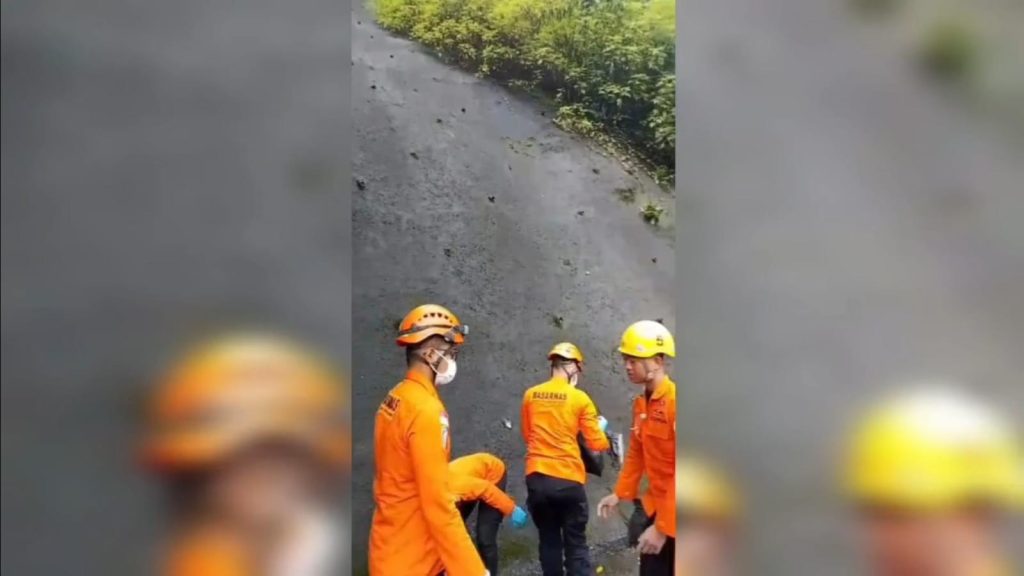 Mahasiswa Jatuh dari Tebing Cadas Pangeran Saat Sedang Berteduh