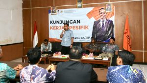 Ujang Bey Kunjungi Bawaslu Sumedang, Bahas Pengawasan Pemilu hingga Tantangan di Lapangan