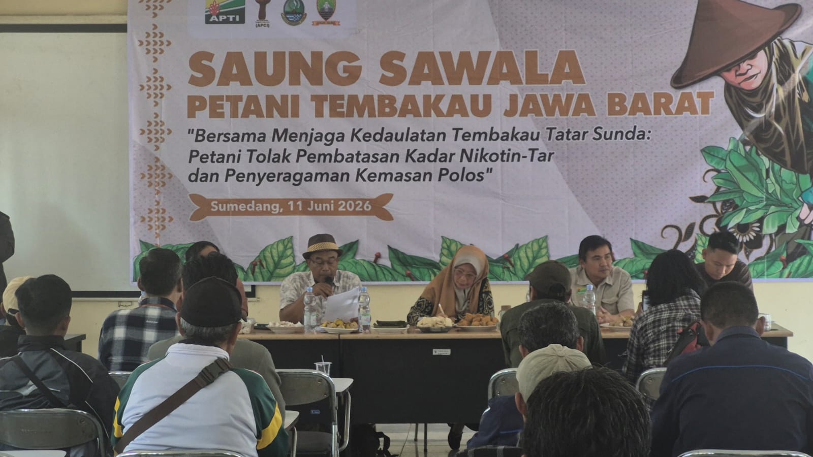Seratusan Petani Tembakau Jawa Barat Tolak Pembataswn Nikotin dan Penyeragaman Polos, Kamis (13/6/2026)