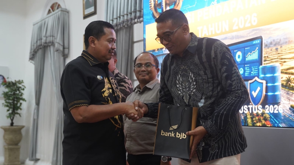 Bupati Dony: Pengelolaan Pendapatan Daerah Bukan Hanya Tugas Bapenda, Tapi Tanggung Jawab Bersama